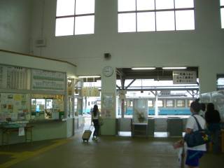八幡浜駅2